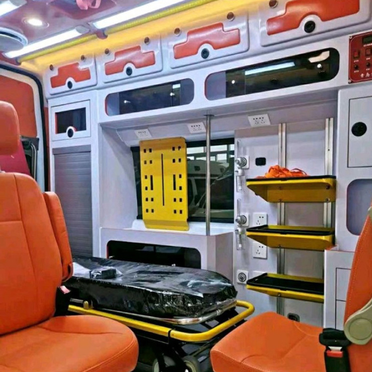 台州长途救护车护送病人租赁价格